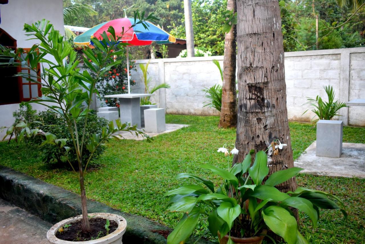 Kaushika Resort Anuradhapura Eksteriør bilde